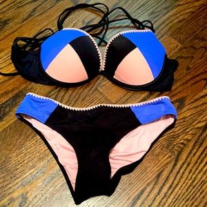 Shade Shore bikini size M